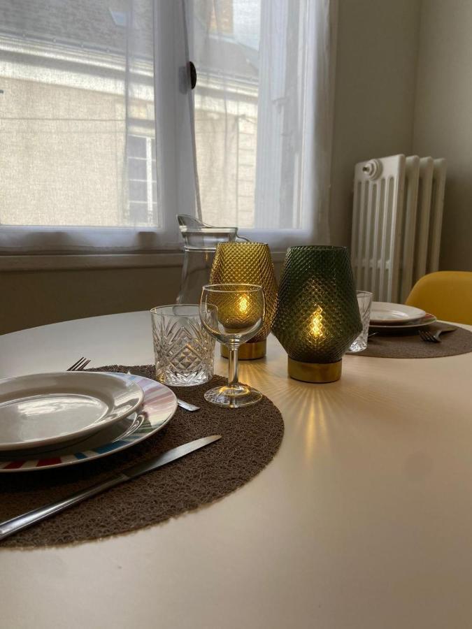 Cosy T1 ! Proche Commerces Et Axes Routiers Chateau Renault Bagian luar foto